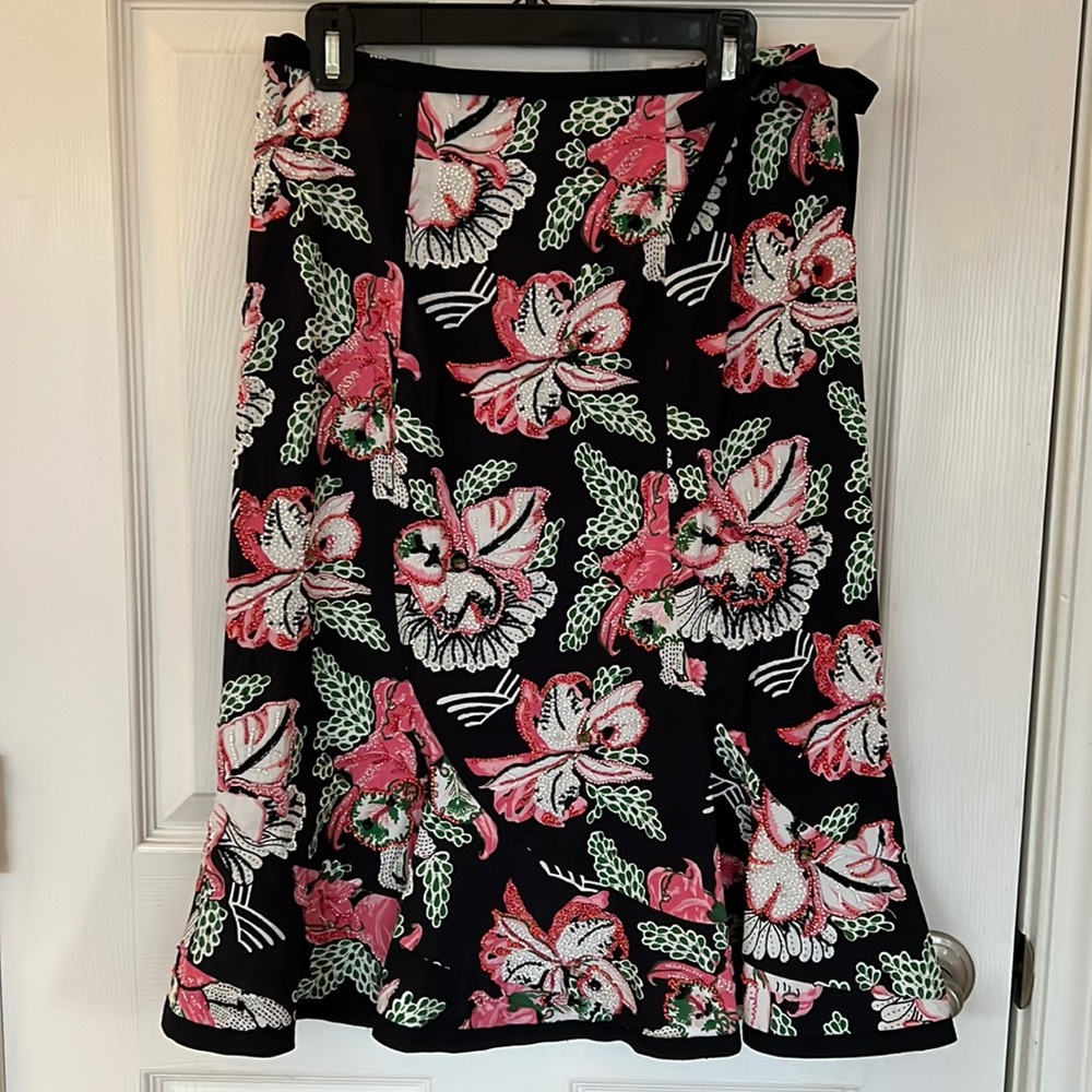Beautiful beaded skirt!